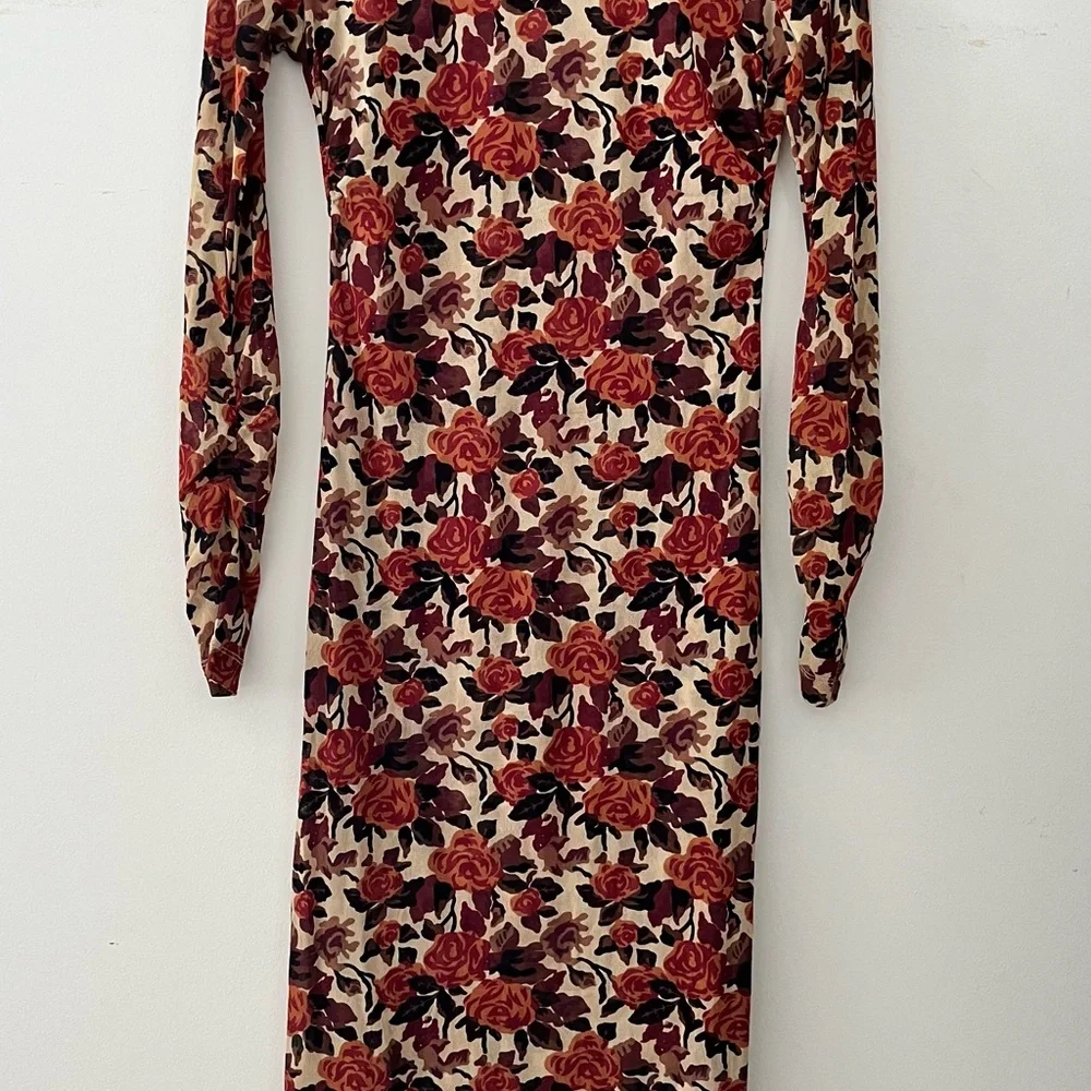 Banana Republic floral printed mesh maxi dress sz medium 8-10 thumbholes - Picture 11 of 11